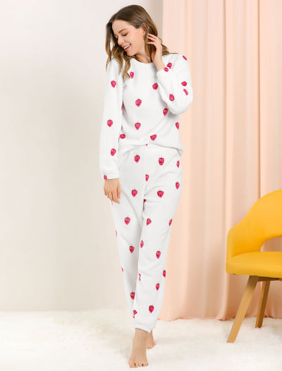 Cute Printed Long Sleeve Nightwear Flannel Pajama Sets Sleepwears