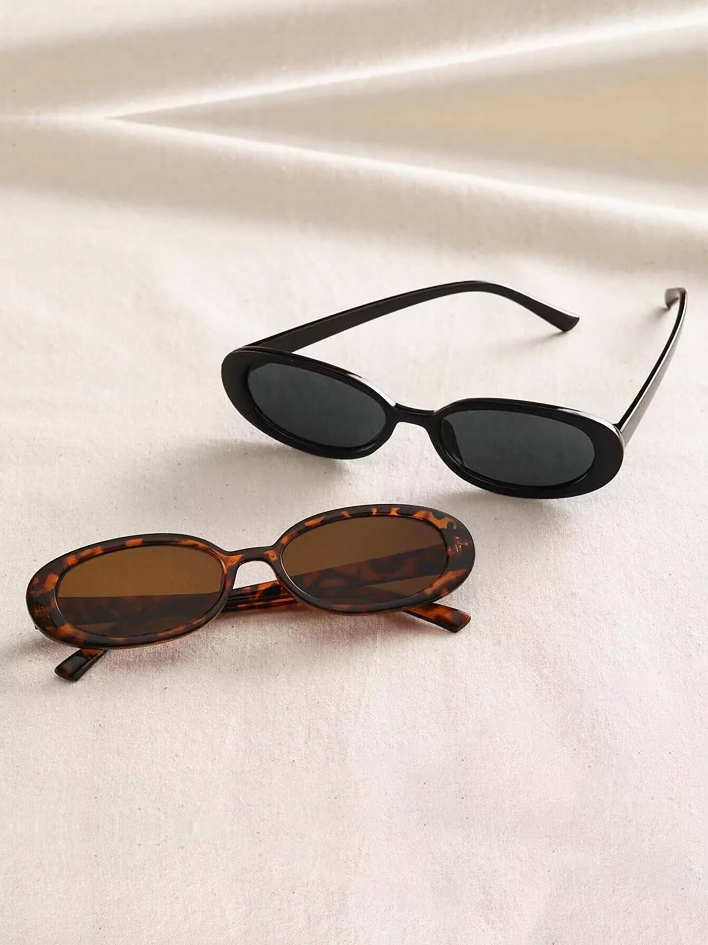 Allegra K 2 Packs Small Oval Frame Black & Leopard Sunglasses Set