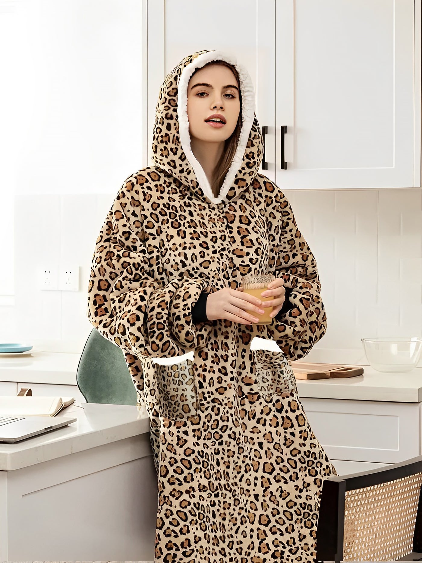 Allegra K Long Sleeves Printed Pocketed Hooded Wearable Blanket