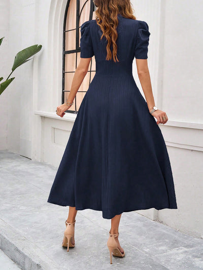 Textured Puff Short Sleeves Ruched Midi A-Line Dress